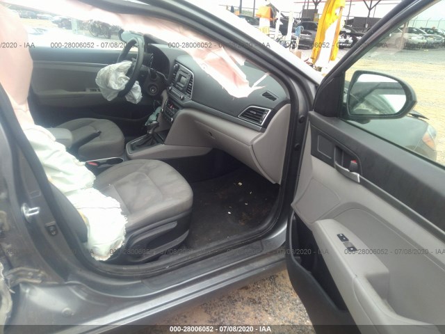 Photo 4 VIN: KMHD74LF0HU109658 - HYUNDAI ELANTRA 