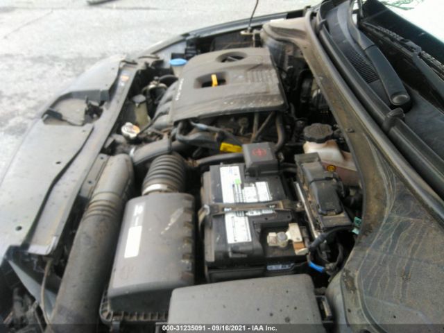 Photo 9 VIN: KMHD74LF0HU113015 - HYUNDAI ELANTRA 