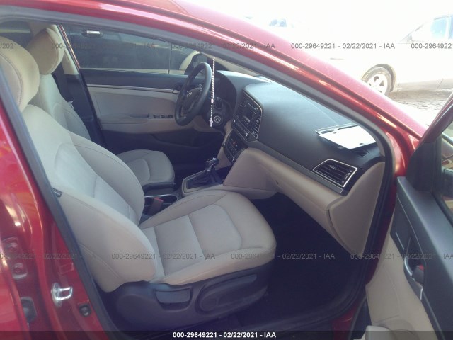 Photo 4 VIN: KMHD74LF0HU318723 - HYUNDAI ELANTRA 