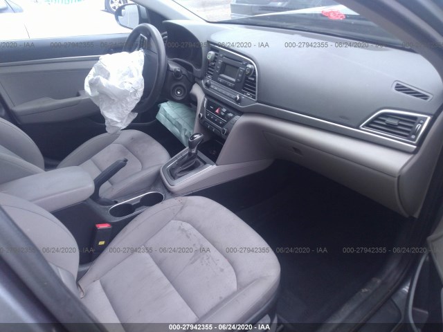 Photo 4 VIN: KMHD74LF0HU391784 - HYUNDAI ELANTRA 