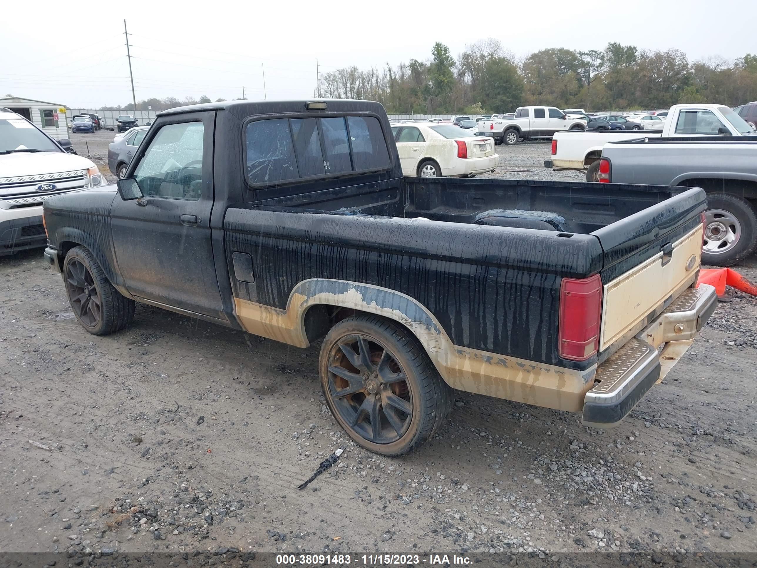 Photo 2 VIN: KMHD74LF0HU421253 - FORD RANGER 