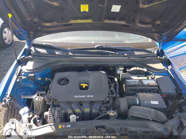 Photo 9 VIN: KMHD74LF0HU429241 - HYUNDAI ELANTRA 