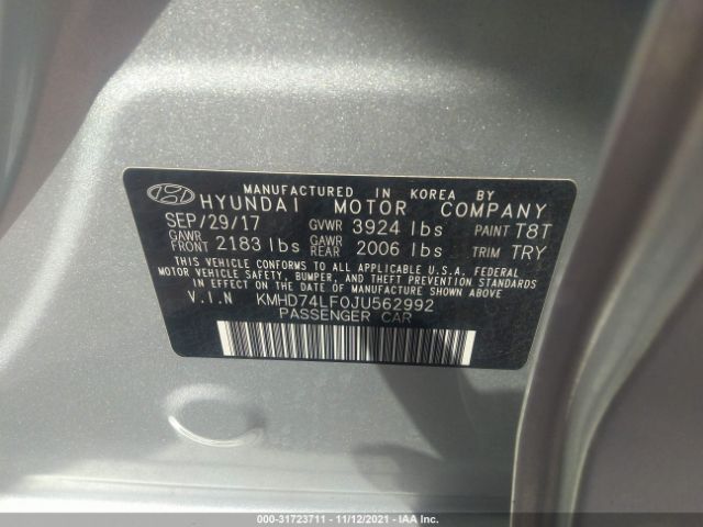 Photo 8 VIN: KMHD74LF0JU562992 - HYUNDAI ELANTRA 