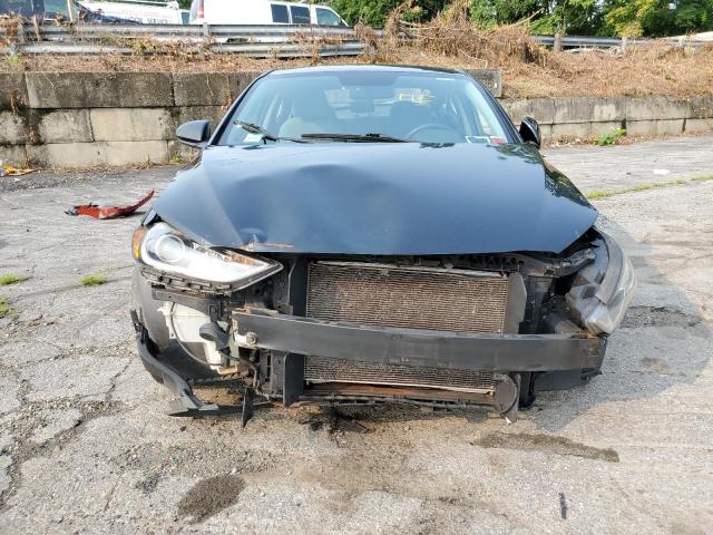 Photo 4 VIN: KMHD74LF1HU070577 - HYUNDAI ELANTRA 