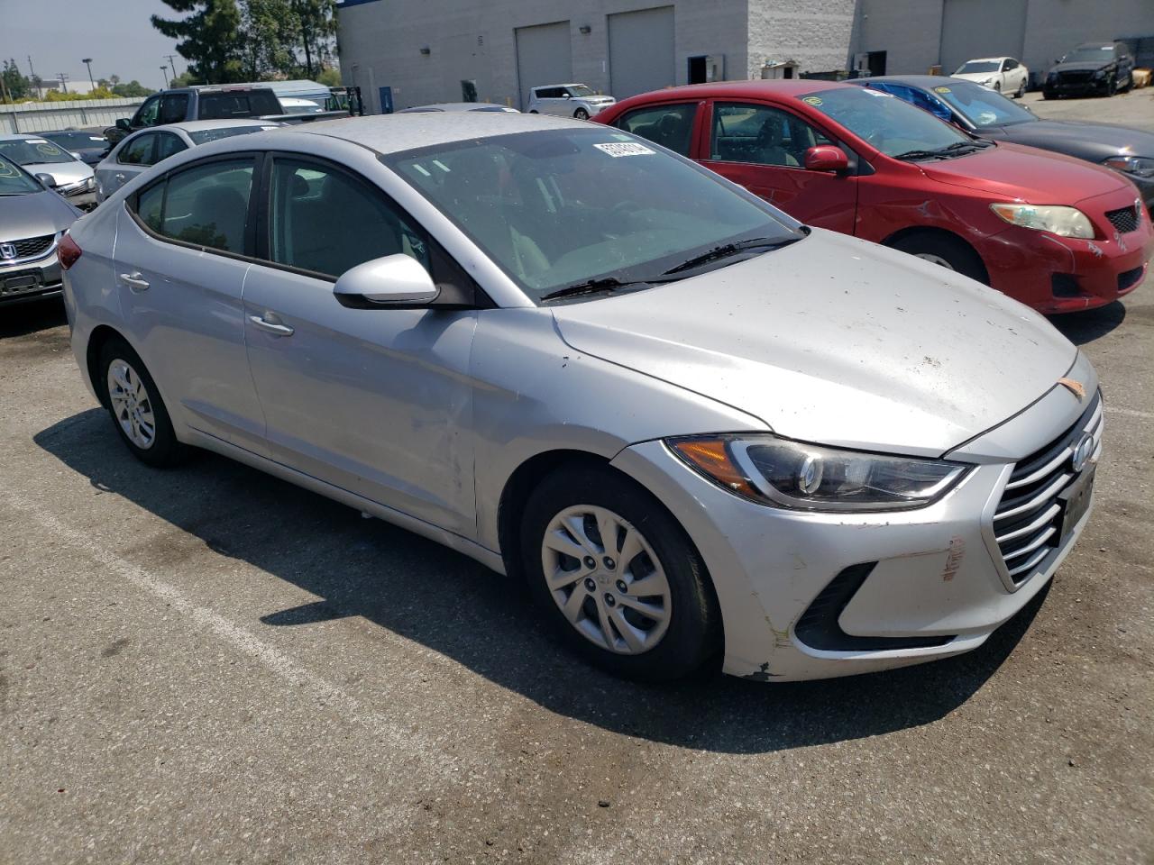 Photo 3 VIN: KMHD74LF1HU085094 - HYUNDAI ELANTRA 