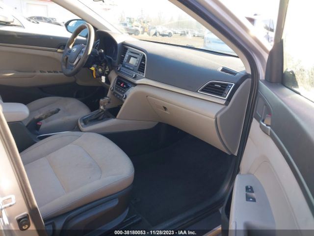 Photo 4 VIN: KMHD74LF1HU092093 - HYUNDAI ELANTRA 