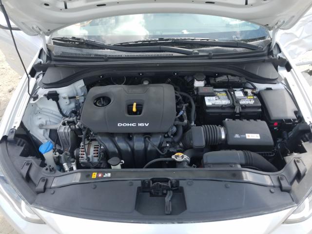 Photo 6 VIN: KMHD74LF1HU095222 - HYUNDAI ELANTRA SE 