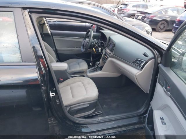 Photo 4 VIN: KMHD74LF1HU321114 - HYUNDAI ELANTRA 