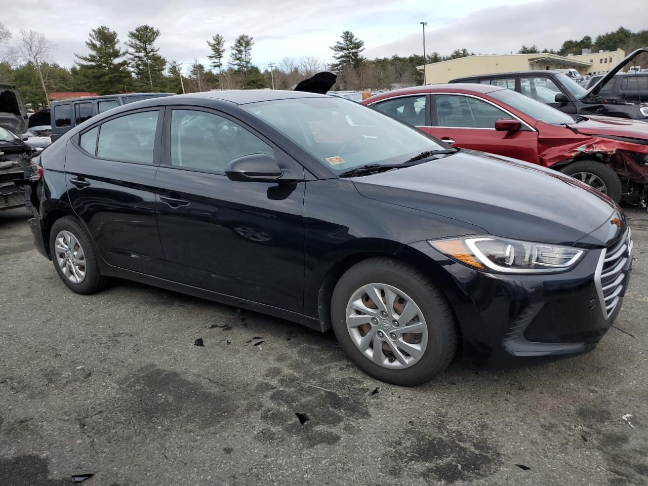 Photo 3 VIN: KMHD74LF1HU329908 - HYUNDAI ELANTRA 