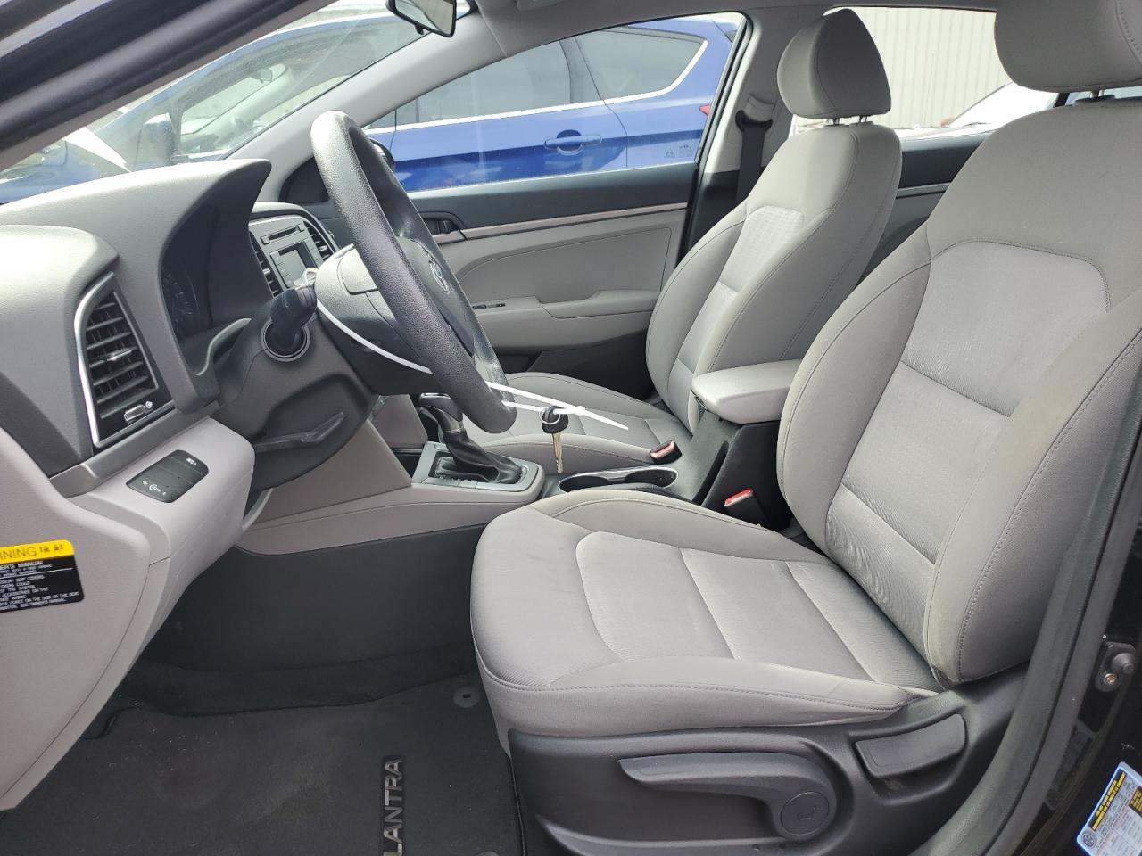 Photo 6 VIN: KMHD74LF1HU329908 - HYUNDAI ELANTRA 