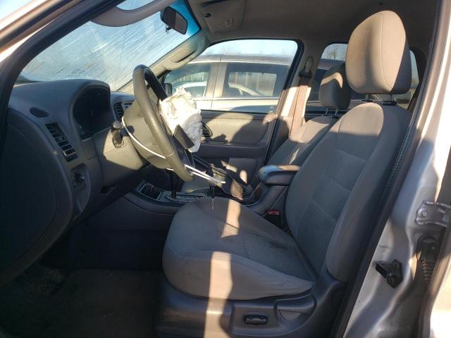 Photo 6 VIN: KMHD74LF1HU330704 - FORD ESCAPE 