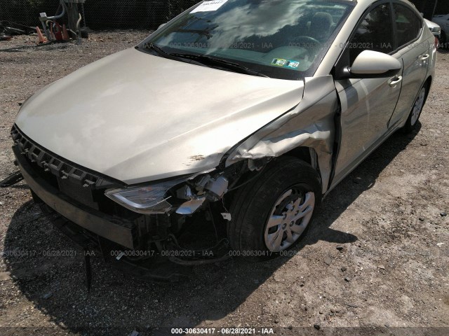 Photo 5 VIN: KMHD74LF1HU394631 - HYUNDAI ELANTRA 