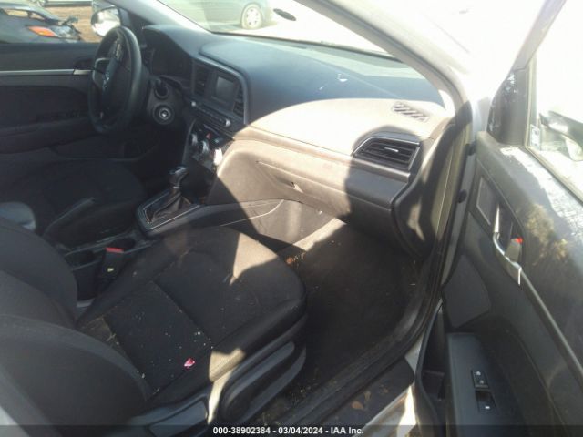 Photo 4 VIN: KMHD74LF1KU786094 - HYUNDAI ELANTRA 