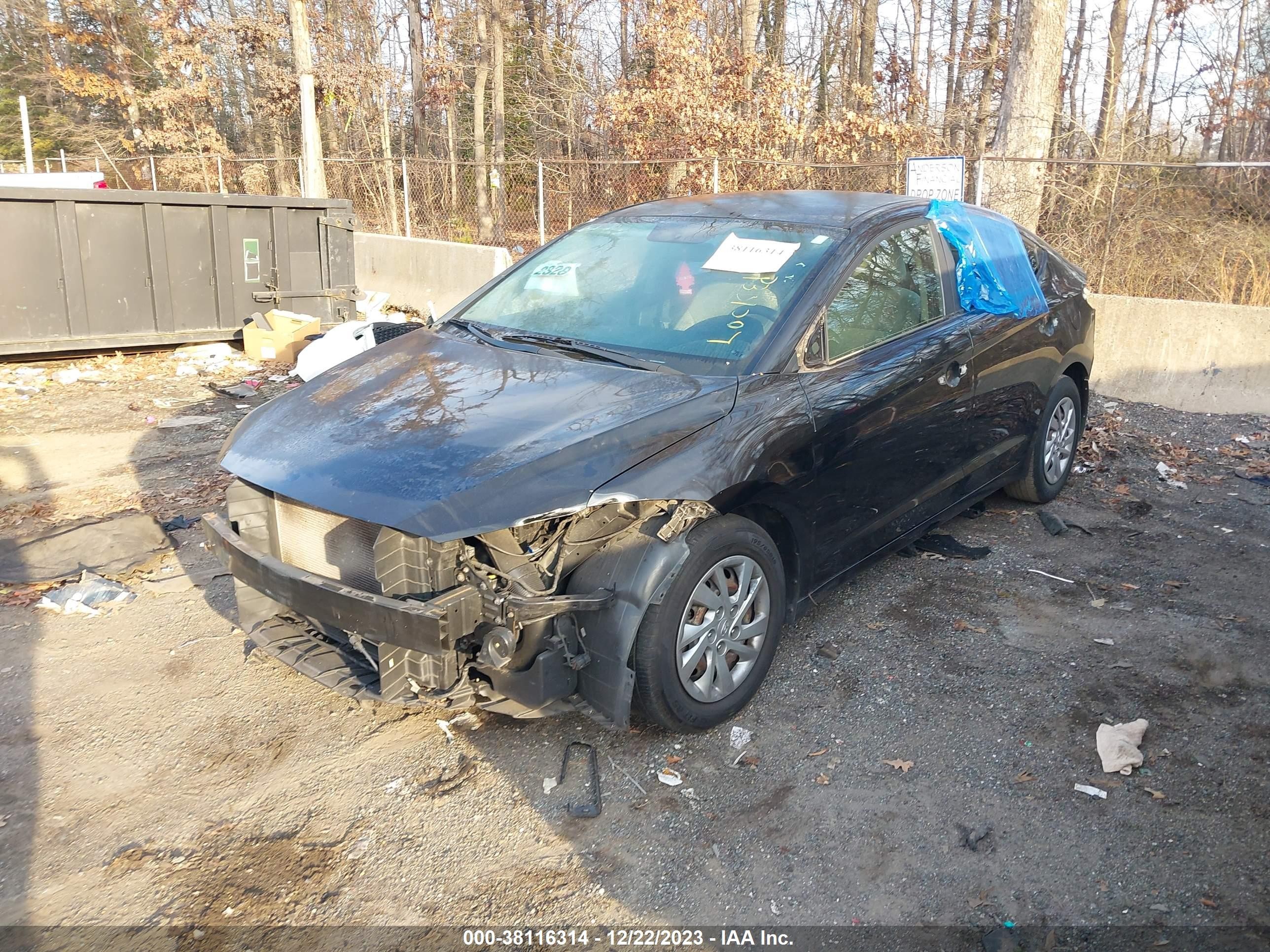 Photo 1 VIN: KMHD74LF2HU060317 - HYUNDAI ELANTRA 