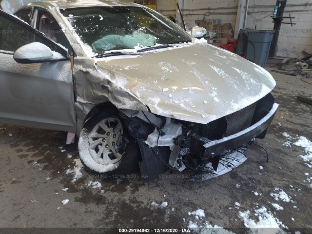 Photo 5 VIN: KMHD74LF2HU074511 - HYUNDAI ELANTRA 