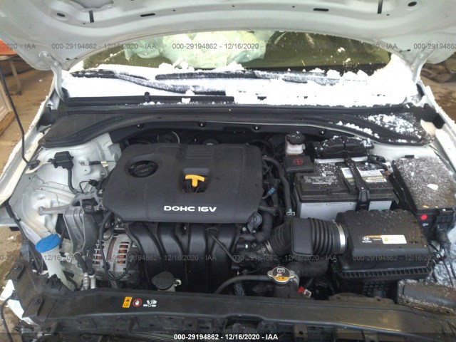 Photo 9 VIN: KMHD74LF2HU074511 - HYUNDAI ELANTRA 