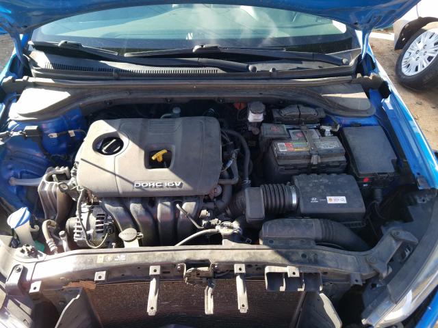 Photo 6 VIN: KMHD74LF2HU097190 - HYUNDAI ELANTRA SE 