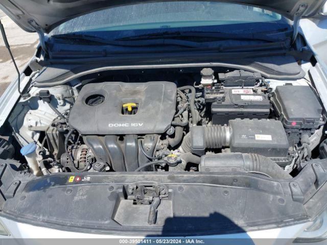 Photo 9 VIN: KMHD74LF2HU109449 - HYUNDAI ELANTRA 