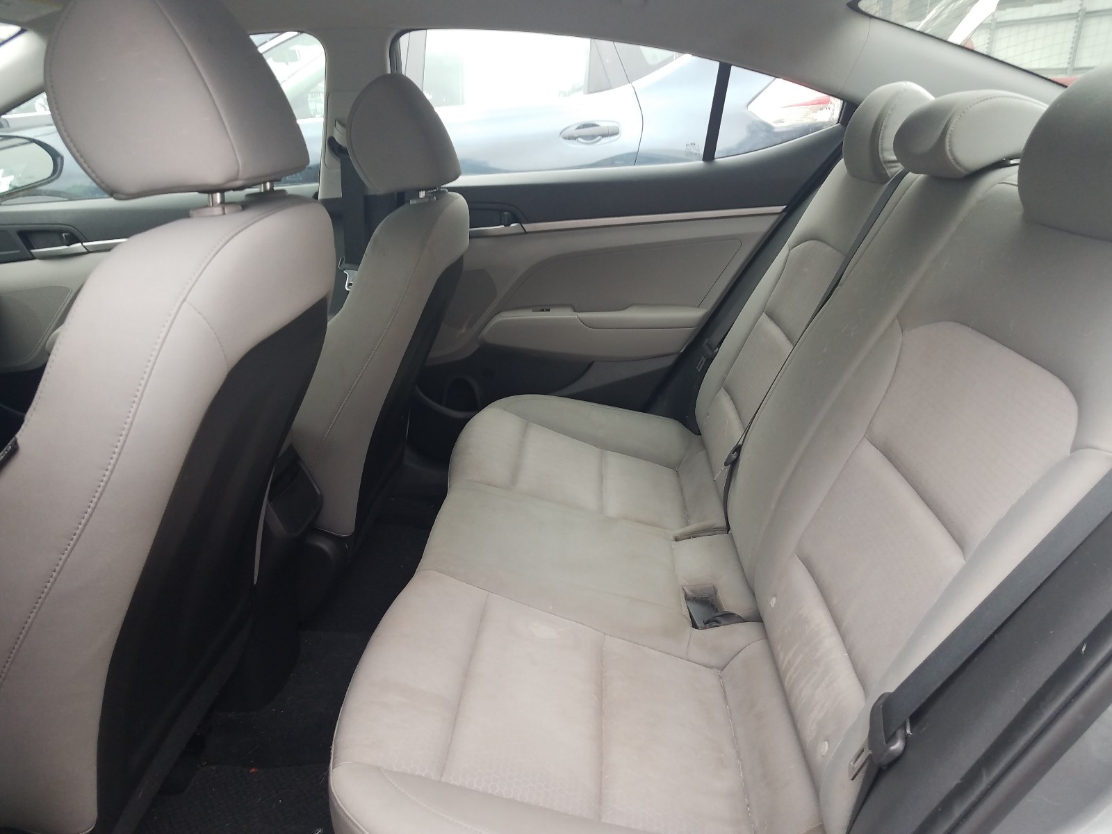 Photo 5 VIN: KMHD74LF2HU111248 - HYUNDAI ELANTRA SE 