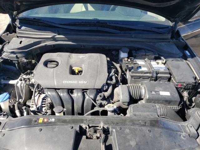 Photo 6 VIN: KMHD74LF2HU120726 - HYUNDAI ELANTRA SE 