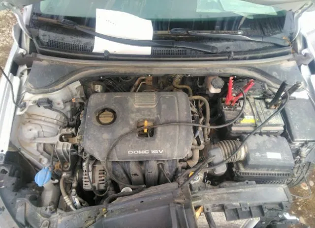 Photo 9 VIN: KMHD74LF2HU226206 - HYUNDAI ELANTRA 