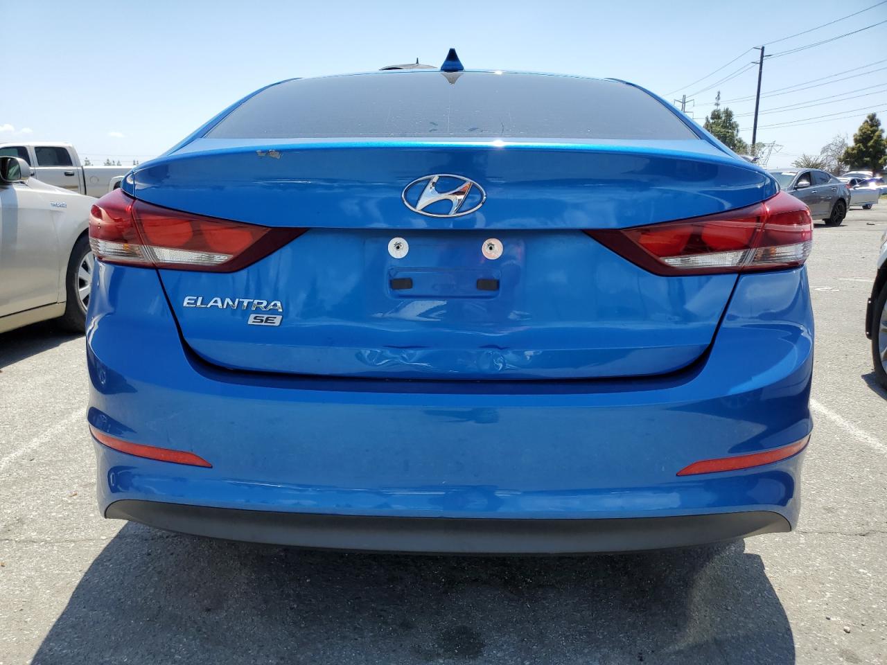 Photo 5 VIN: KMHD74LF2HU422050 - HYUNDAI ELANTRA 