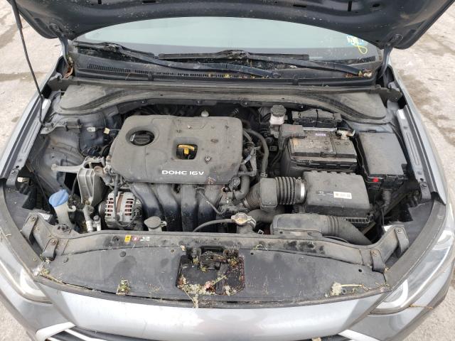 Photo 6 VIN: KMHD74LF2HU422467 - HYUNDAI ELANTRA SE 