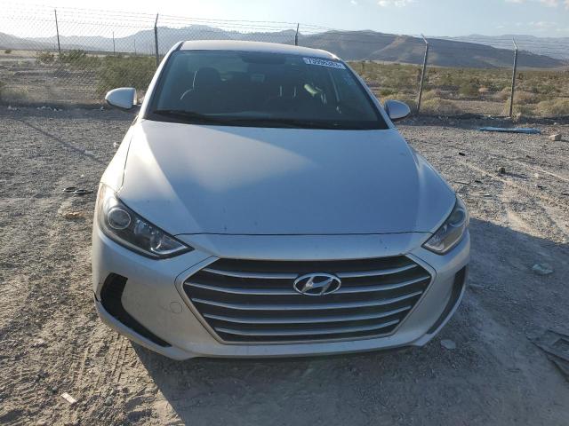 Photo 4 VIN: KMHD74LF2JU449481 - HYUNDAI ELANTRA 