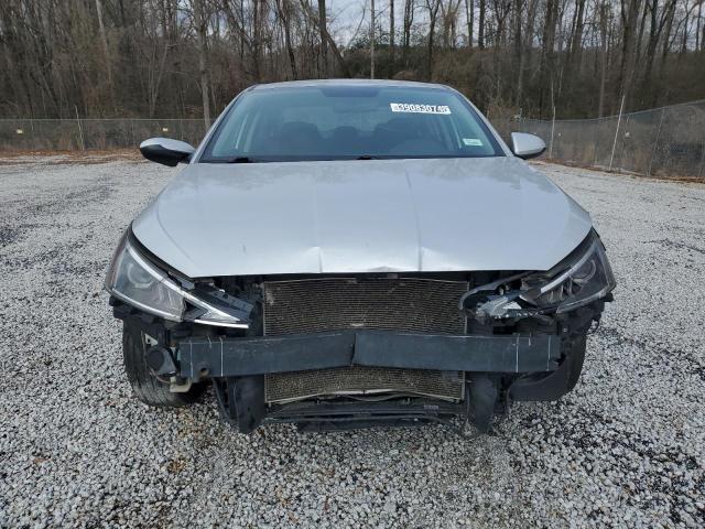 Photo 4 VIN: KMHD74LF2KU779137 - HYUNDAI ELANTRA 