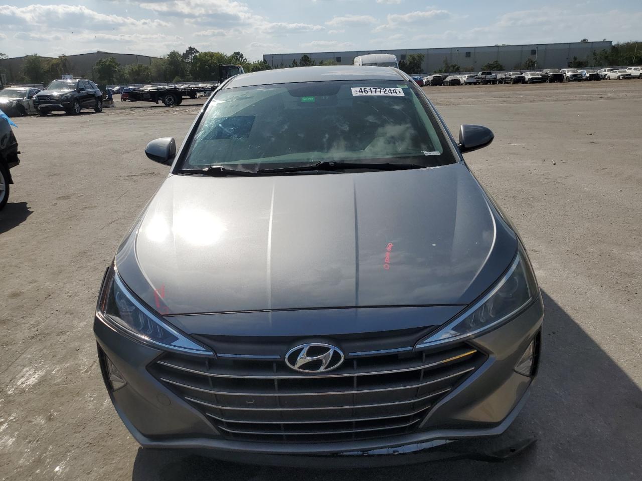 Photo 4 VIN: KMHD74LF2KU814324 - HYUNDAI ELANTRA 