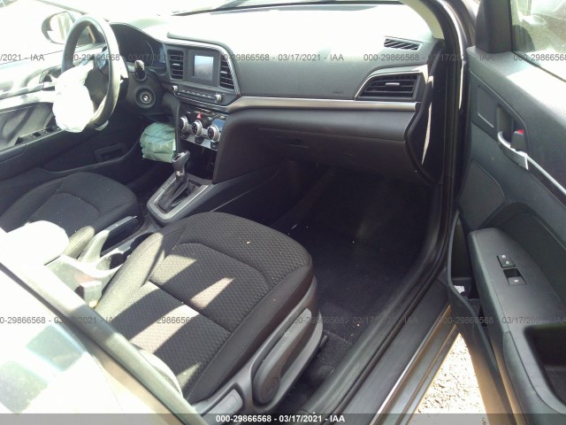 Photo 4 VIN: KMHD74LF2KU875608 - HYUNDAI ELANTRA 