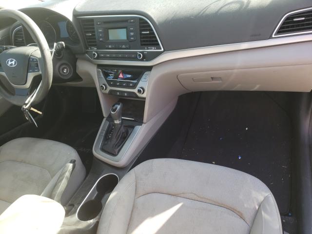 Photo 8 VIN: KMHD74LF3HU077952 - HYUNDAI ELANTRA SE 