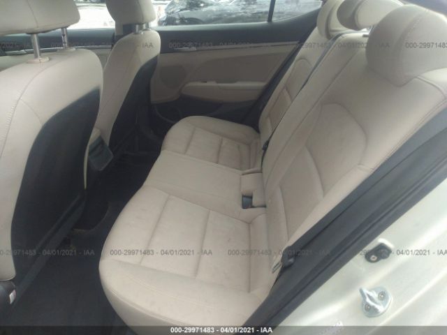 Photo 7 VIN: KMHD74LF3HU127491 - HYUNDAI ELANTRA 