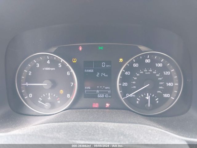 Photo 6 VIN: KMHD74LF3HU136031 - HYUNDAI ELANTRA 