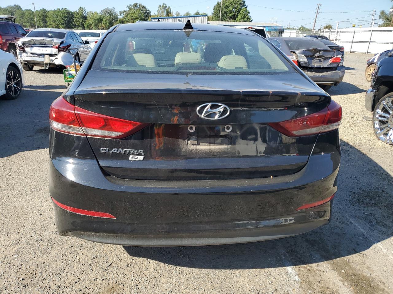 Photo 5 VIN: KMHD74LF3HU321079 - HYUNDAI ELANTRA 