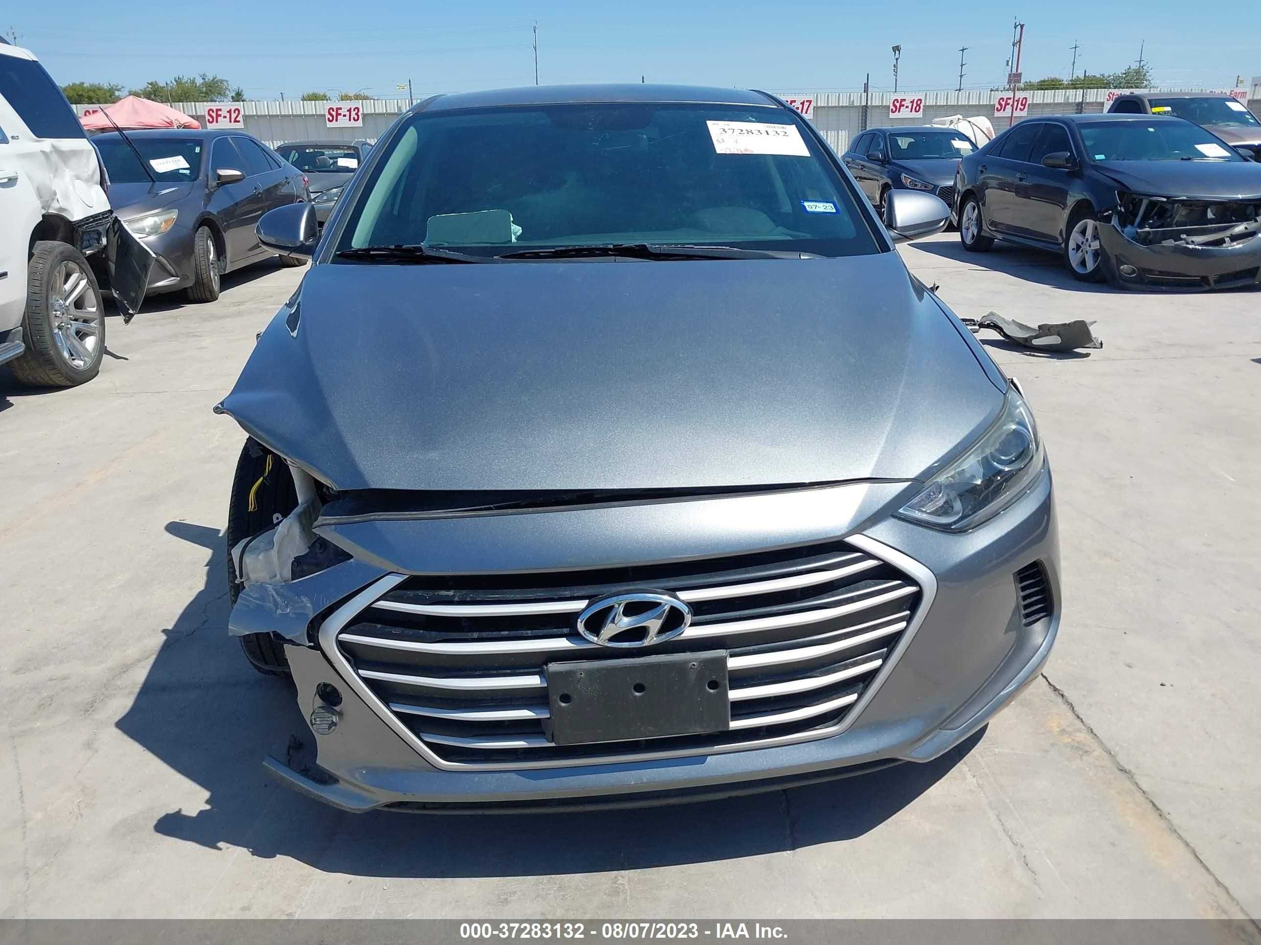 Photo 12 VIN: KMHD74LF3HU364613 - HYUNDAI ELANTRA 