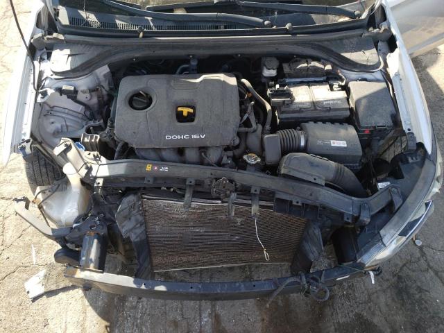 Photo 10 VIN: KMHD74LF3HU374252 - HYUNDAI ELANTRA SE 