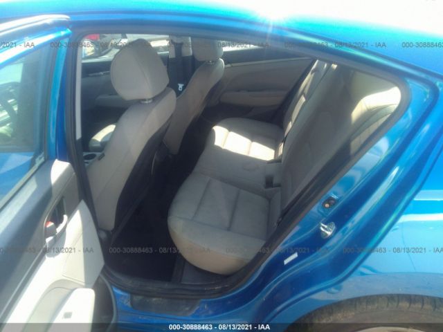 Photo 7 VIN: KMHD74LF3HU392539 - HYUNDAI ELANTRA 