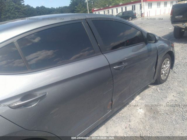 Photo 5 VIN: KMHD74LF3HU394727 - HYUNDAI ELANTRA 