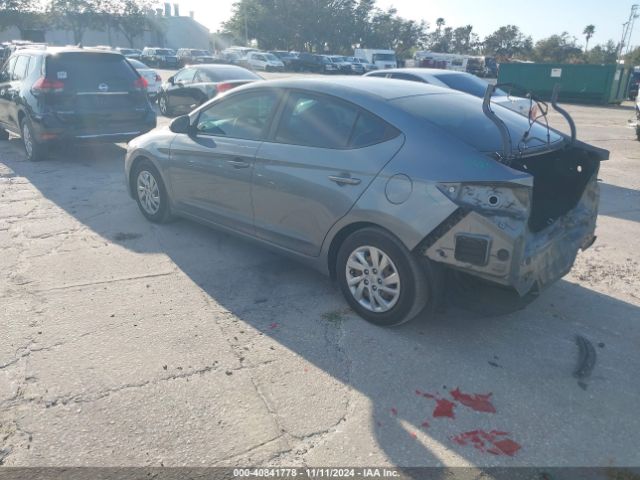 Photo 2 VIN: KMHD74LF3JU573761 - HYUNDAI ELANTRA 