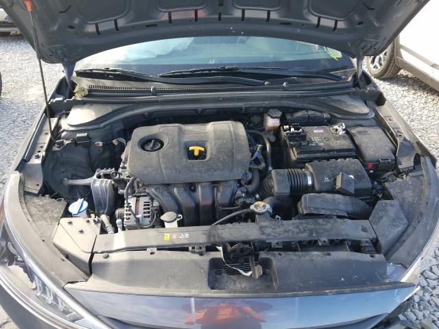 Photo 6 VIN: KMHD74LF3KU803641 - HYUNDAI ELANTRA SE 