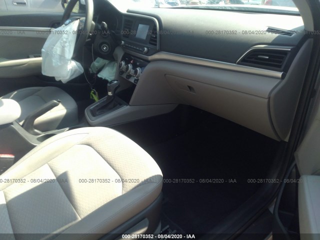 Photo 4 VIN: KMHD74LF3KU889145 - HYUNDAI ELANTRA 