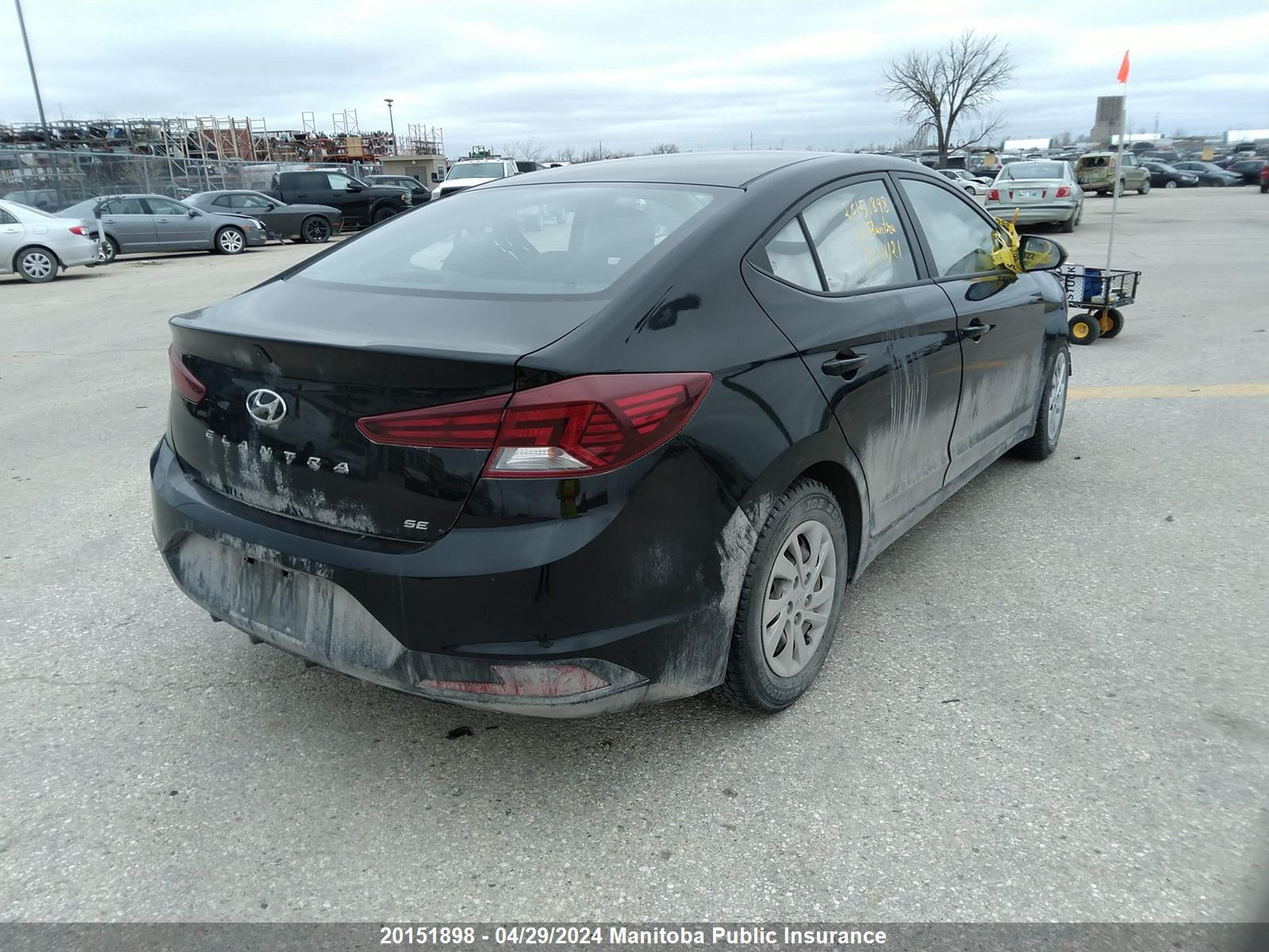 Photo 3 VIN: KMHD74LF3LU011121 - HYUNDAI ELANTRA 