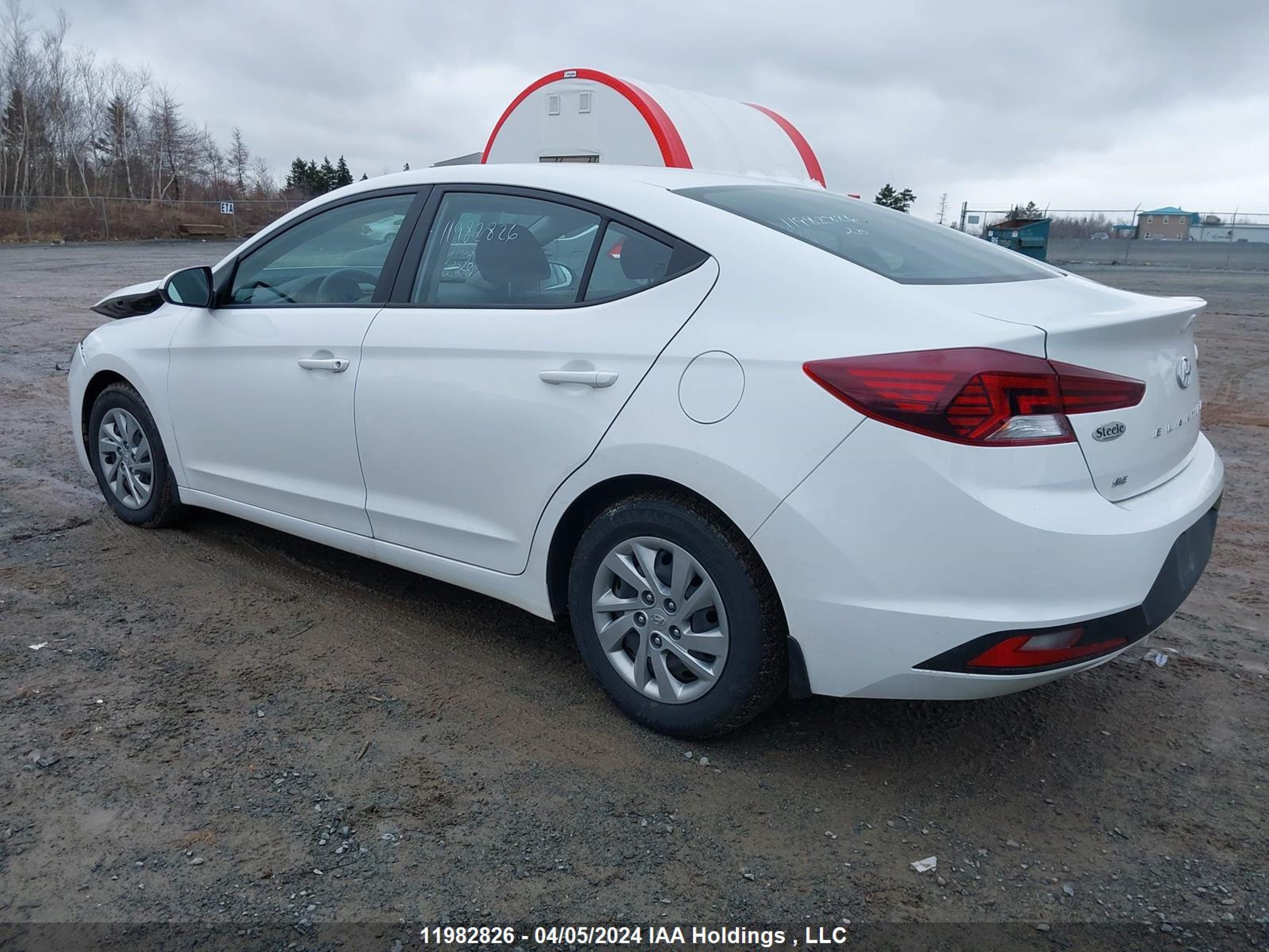 Photo 2 VIN: KMHD74LF3LU940676 - HYUNDAI ELANTRA 