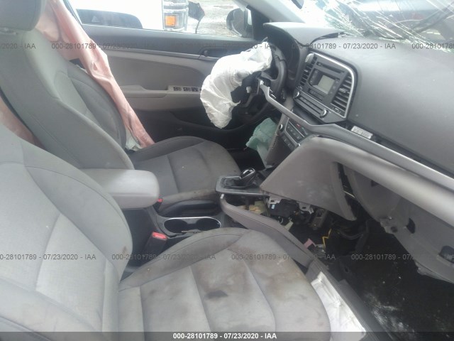 Photo 4 VIN: KMHD74LF4HU081492 - HYUNDAI ELANTRA 