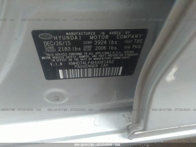 Photo 8 VIN: KMHD74LF4HU081492 - HYUNDAI ELANTRA 