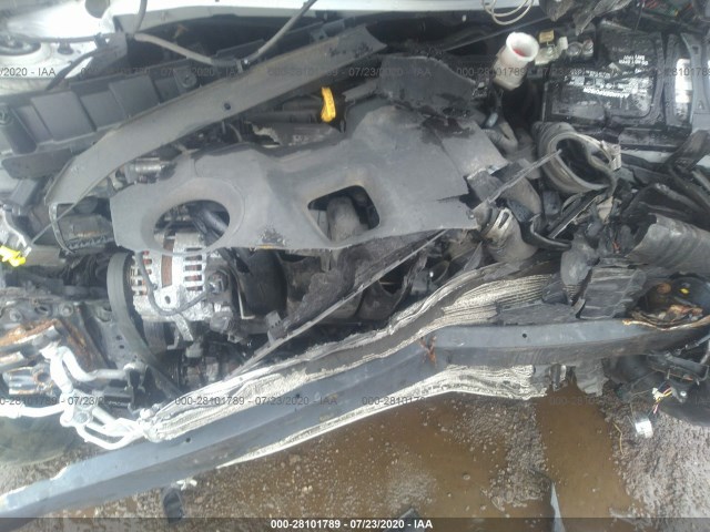 Photo 9 VIN: KMHD74LF4HU081492 - HYUNDAI ELANTRA 