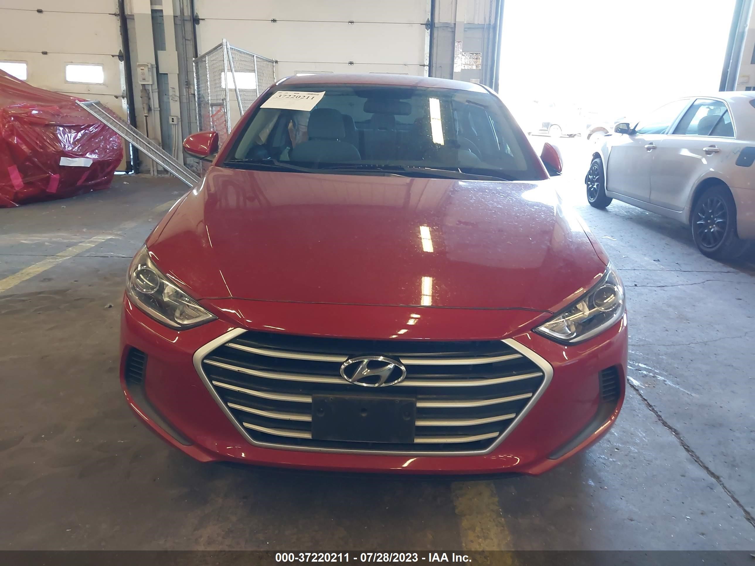 Photo 11 VIN: KMHD74LF4HU083324 - HYUNDAI ELANTRA 