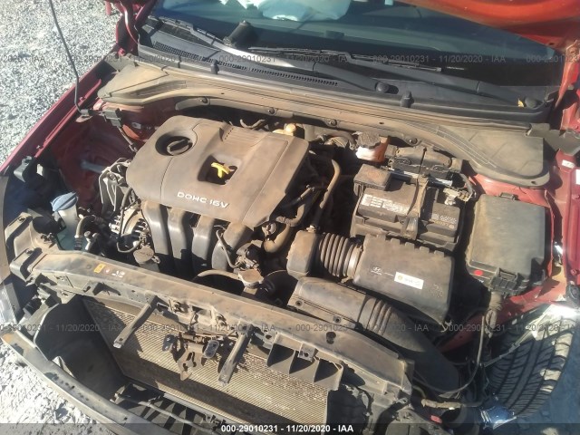 Photo 9 VIN: KMHD74LF4HU135521 - HYUNDAI ELANTRA 