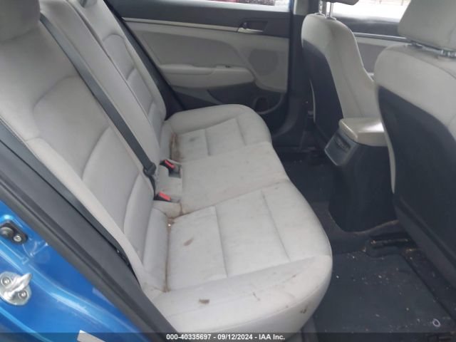 Photo 7 VIN: KMHD74LF4HU421899 - HYUNDAI ELANTRA 